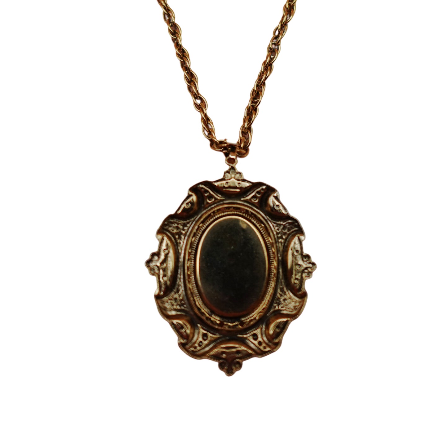 Vintage 1928 Cameo Pendant Necklace