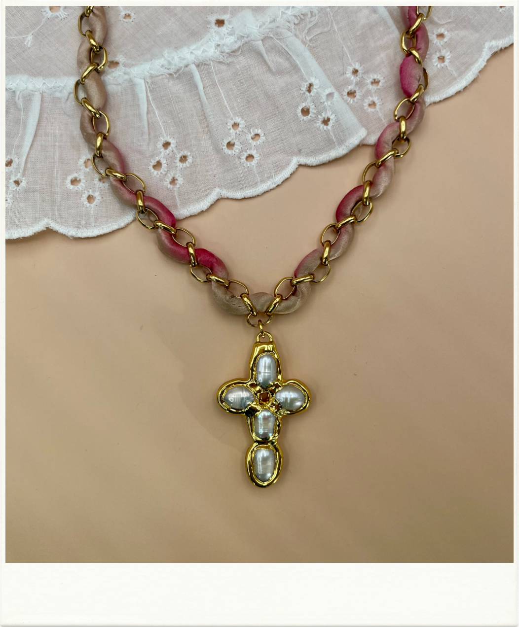 Silk Woven MOP Pendant Necklace