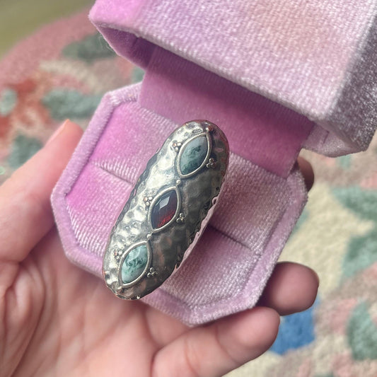 Vintage Silver Triple Stone Inlay Hammered Ring